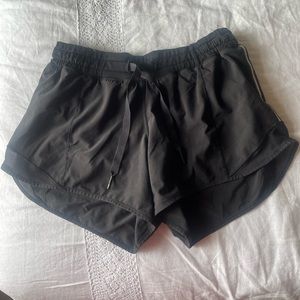 Lululemon hotty hot shorts